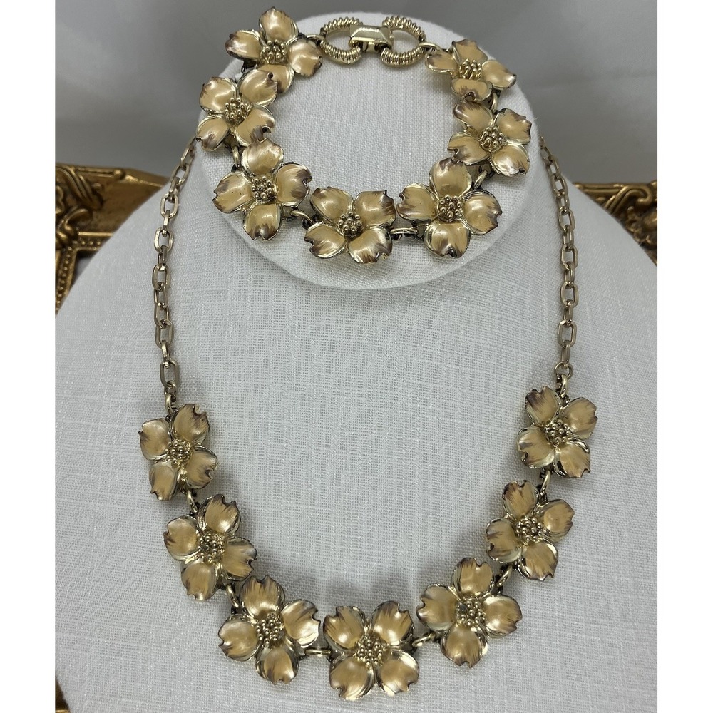 Vtg 50's Dogwood Gold Tone Collar/Choker Necklace & Bracelet NC Flower Romantic